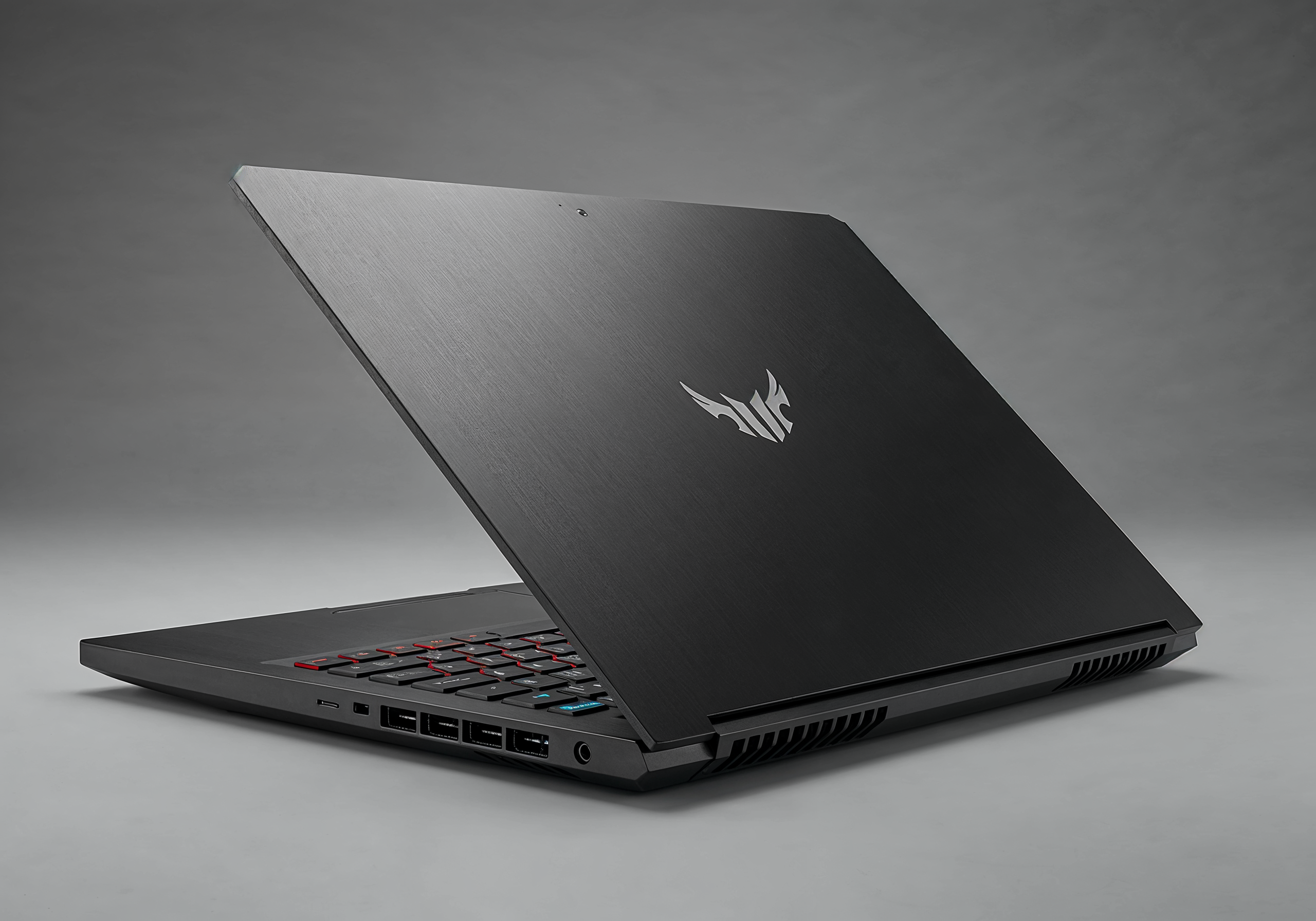Asus Tuf Gaming F15 - Back View